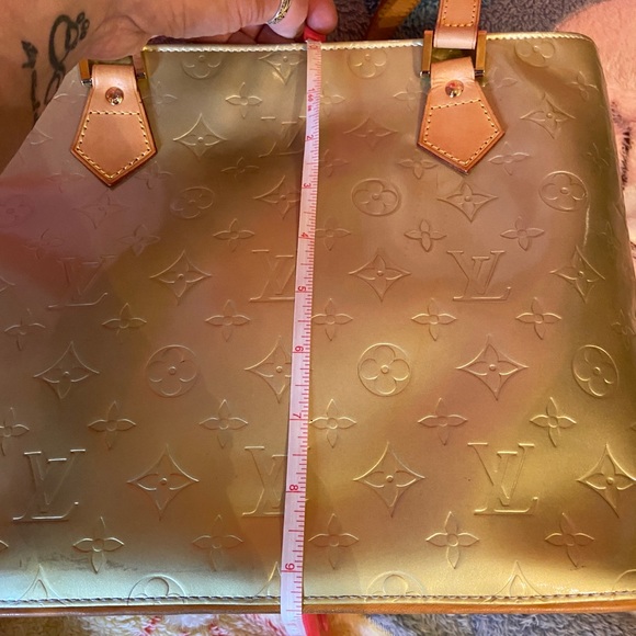 Authentic Louis Vuitton Houston vernis LV Purse - Picture 8 of 16